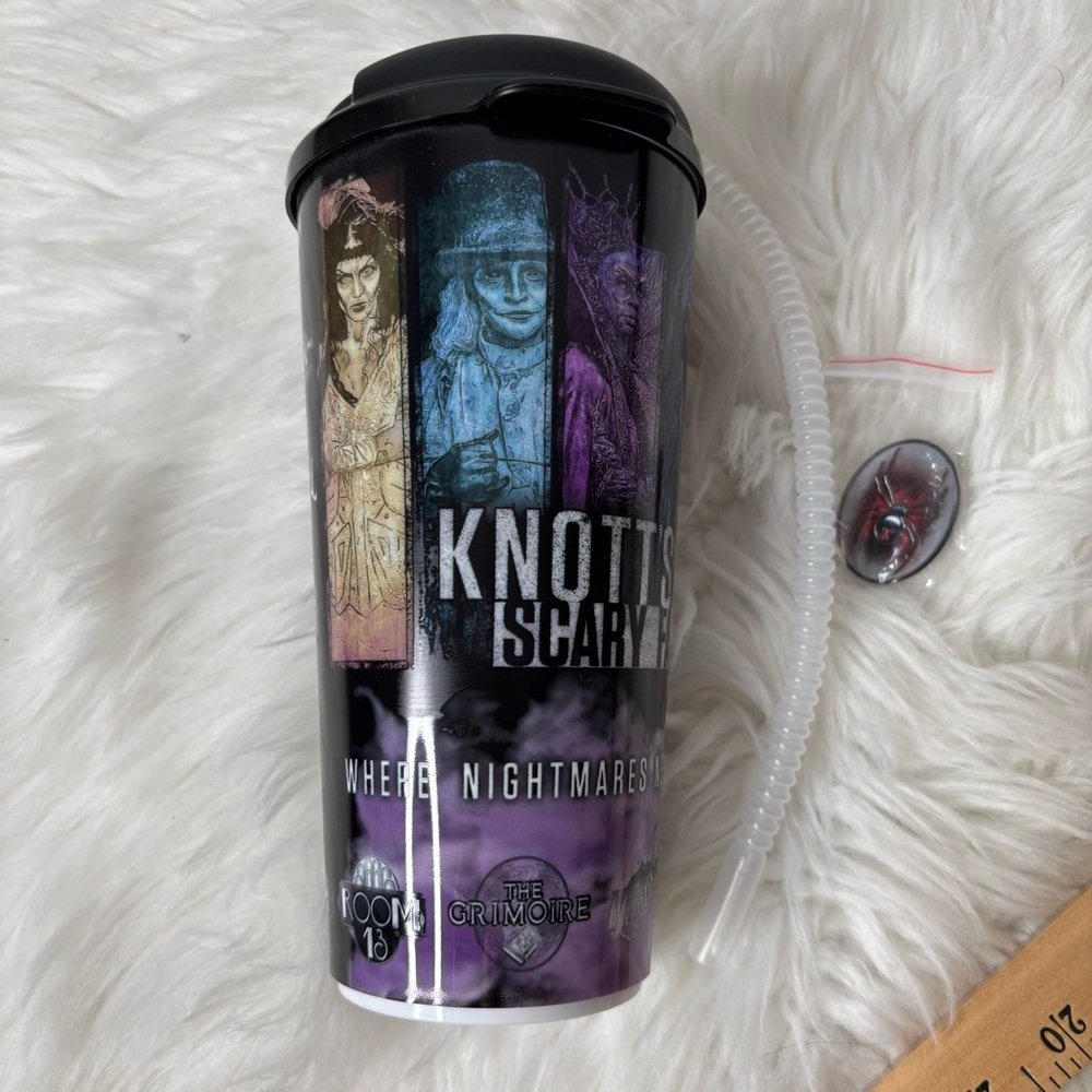 Knott’s scary farm 2024 employee cup and pin combo NEW